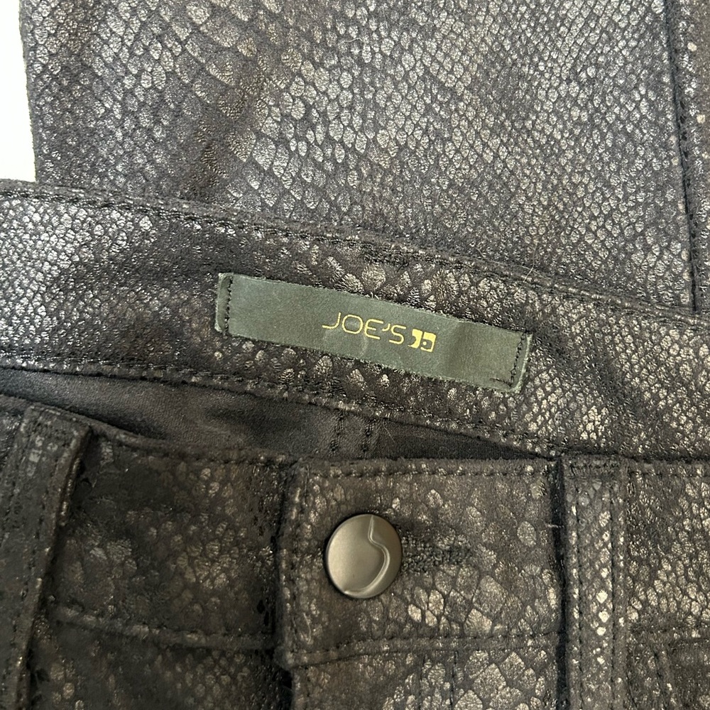 Joe's Jeans- Zina Jeans- Black snakeskin- size 27- mid rise skinny ankle